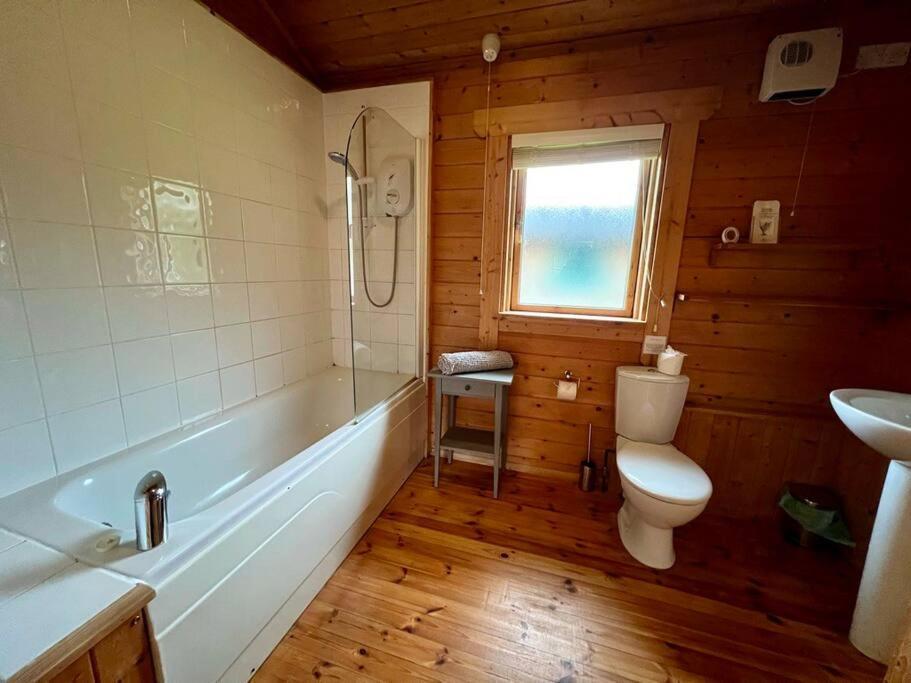 Lilly Lodge, Lake Pochard Южен Сърни Екстериор снимка